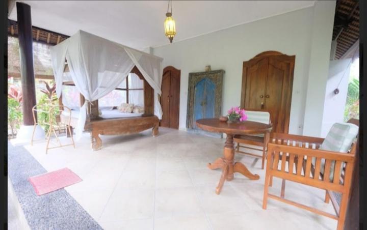 Apel Homestay Pemuteran  Exterior photo