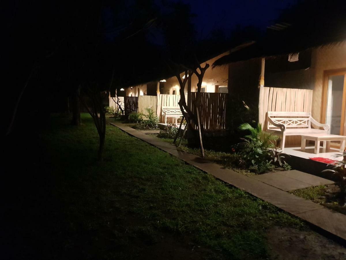 Apel Homestay Pemuteran  Exterior photo